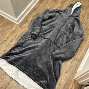 Oversized hoodie blanket